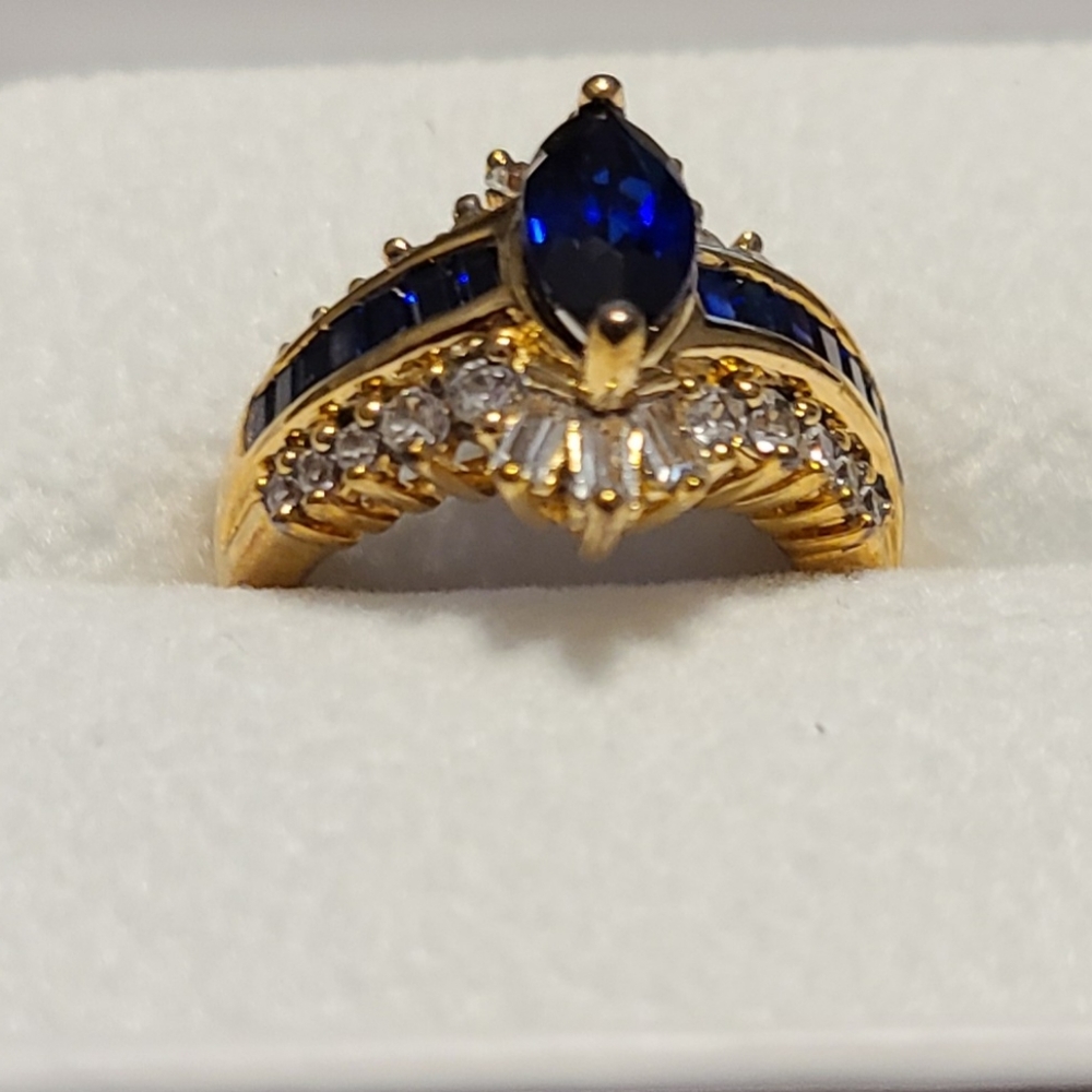 FINE JEWELRY GORGEOUS! 14K GOLD OVER SILVER BLUE AND WHITE SAPPHIRE RING SIZE 6 - Picture 5 of 13
